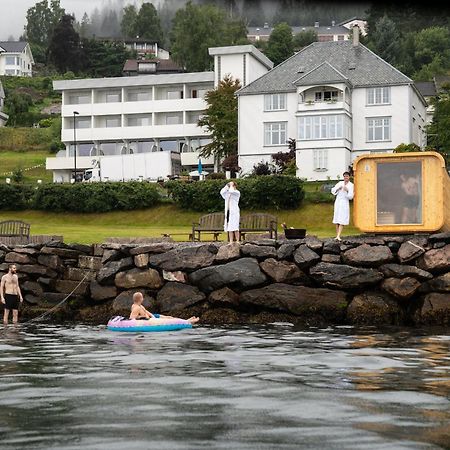 Balestrand Fjordapartments Holmen 19A Exteriör bild