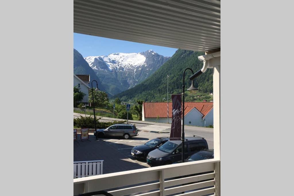 Balestrand Fjordapartments Holmen 19A Exteriör bild