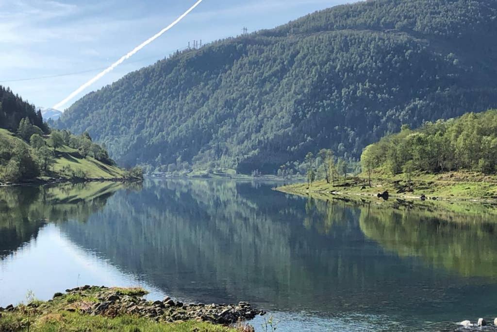 Balestrand Fjordapartments Holmen 19A Exteriör bild