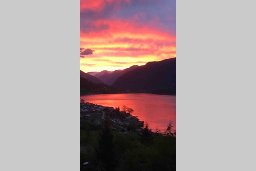 Balestrand Fjordapartments Holmen 19A Exteriör bild